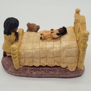 Praying Little Girl Figurine​​​